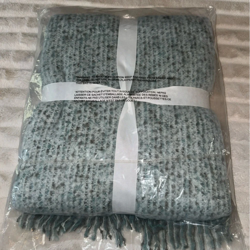 Pottery Barn NWT multi color Mohair fringe woven yarn dyed throw blanket